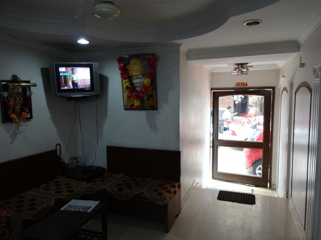 Hotel Elegant International New Delhi Exterior photo