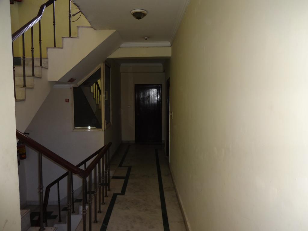 Hotel Elegant International New Delhi Exterior photo
